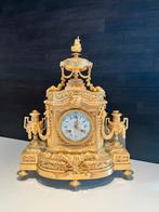 Bronzen vergulde pendule Lodewijk XVI-stijl, Antiek en Kunst, Ophalen
