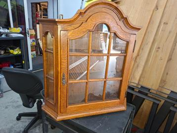 schitterende antieke vintage eiken hout wand vitrinekasje beschikbaar voor biedingen
