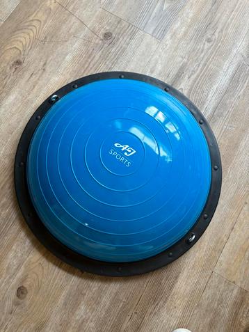 Bosu Bal - Perfect voor Fitness & Oefeningen! beschikbaar voor biedingen