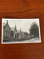 Oude ansichtkaart Rhenen, Nieuwe Veenendaalscheweg, Verzamelen, Ansichtkaarten | Nederland, Verzenden, 1920 tot 1940, Gelopen