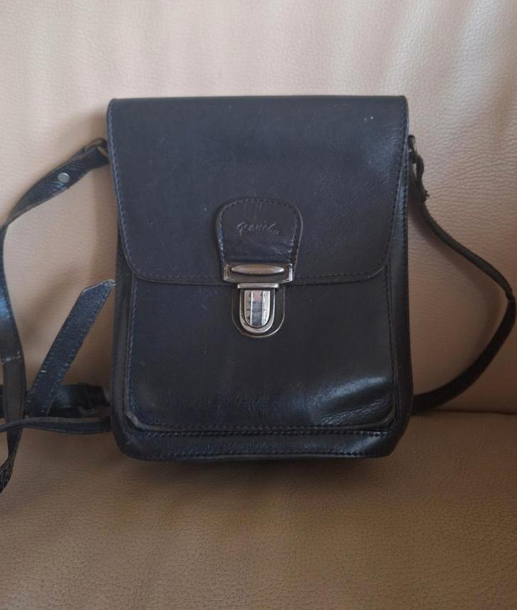 Vintage heuptas/festivaltas, zwart leder., Sieraden, Tassen en Uiterlijk, Tassen | Damestassen, Gebruikt, Schoudertasje, Zwart