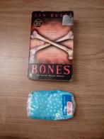 Jan Burke:bones, Ophalen, Gelezen, Jan Burke