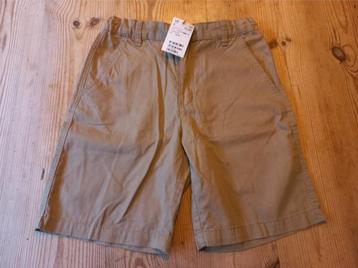 Nieuwe H&M korte broek maat 146 beschikbaar voor biedingen