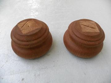 Houten bolpoten nieuw beschikbaar voor biedingen