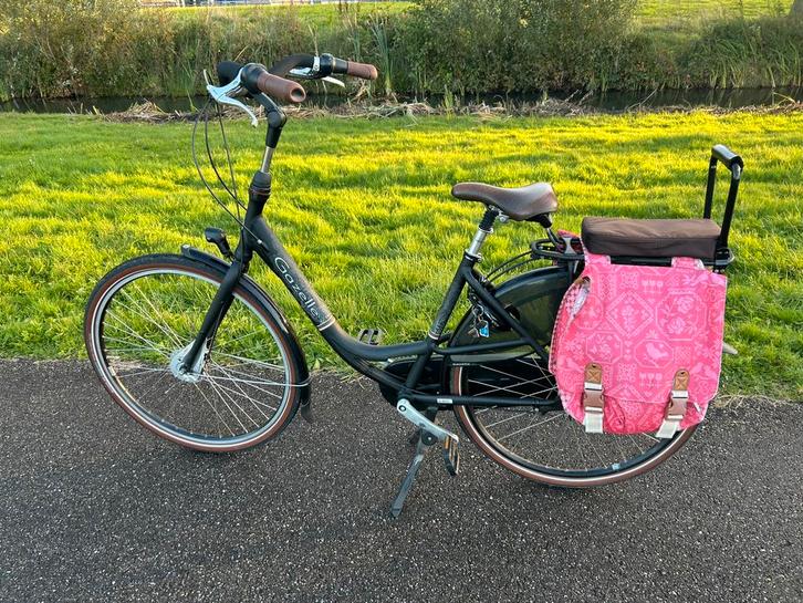 Zwarte gazelle bloom moederfiets, framemaat 53, 28 inch, Fietsen en Brommers, Fietsen | Dames | Moederfietsen, Gebruikt, Gazelle