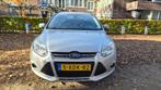 Ford Focus 1.0 Ecoboost Wagon Champions Edition, Euro 5, Stof, 100 pk, Handgeschakeld