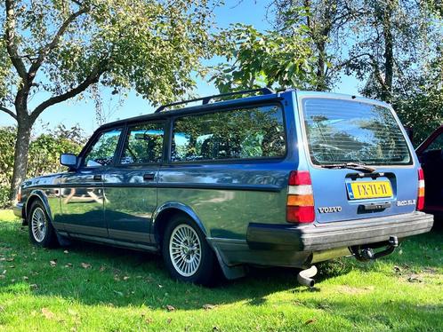 Volvo 240, Auto's, Volvo, Particulier, Elektrische ramen, Metallic lak, Radio, Trekhaak, Benzine, Stationwagon, Handgeschakeld