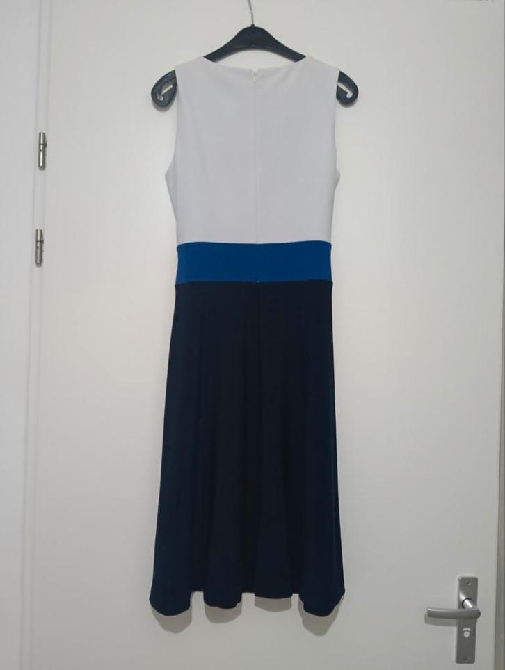 Elegante Ralph Lauren Jurk maat 10, Kleding | Dames, Jurken, Zo goed als nieuw, Maat 38/40 (M), Blauw, Knielengte, Ophalen of Verzenden