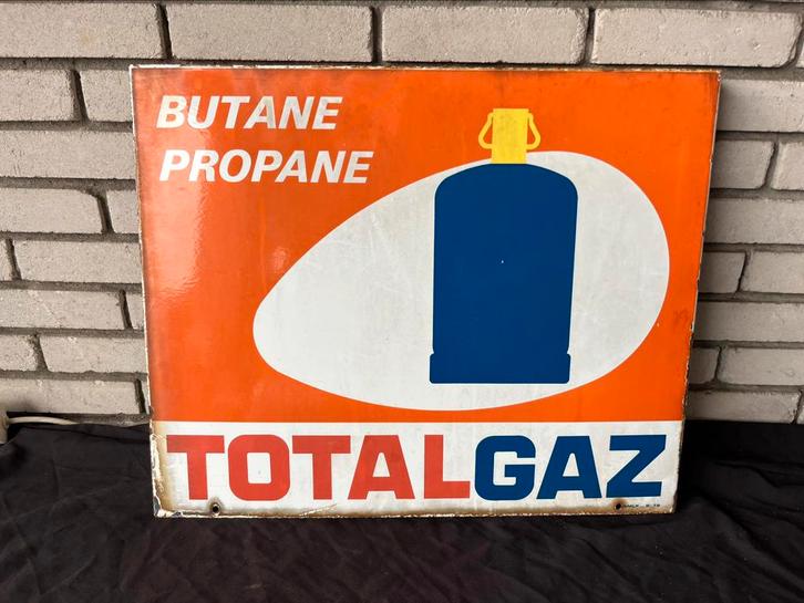 Total emaille dubbelzijdig reclamebord, Verzamelen, Merken en Reclamevoorwerpen, Zo goed als nieuw, Reclamebord, Ophalen of Verzenden