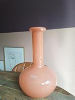 Dutz vaas zalm kleur, hoogte 35 cm, Overige kleuren, Ophalen of Verzenden, Minder dan 50 cm, Glas