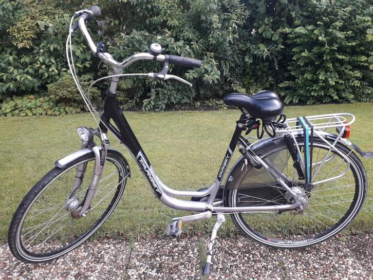 Target Damesfiets 50cm, Naafdynamo, 2 sloten, Fietsen en Brommers, Fietsen | Dames | Damesfietsen, Zo goed als nieuw, Overige merken