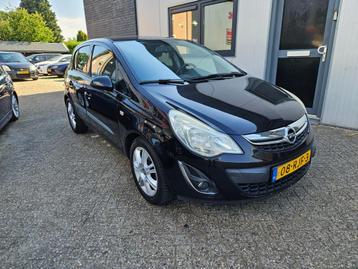 Opel Corsa 1.4-16V Edition Automaat / Airco/ Cruise beschikbaar voor biedingen