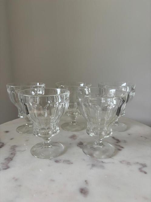 Set van 6 klassieke ijscoupes met voet, Huis en Inrichting, Keuken | Servies, Gebruikt, Glas of Glazen, Overige stijlen, Glas