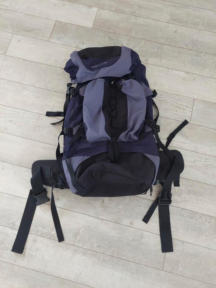 Nomad backpack, klaar voor avontuur!, Sport en Fitness, Bergsport en Wandelen, Gebruikt, Rugzak, Ophalen of Verzenden