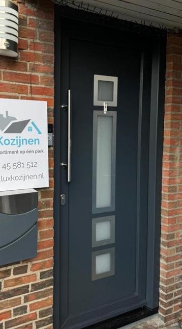 Kunststof en Aluminium voordeur *kwaliteit*