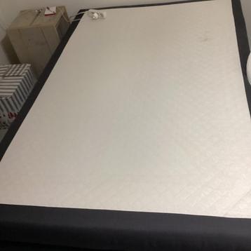 Boxspring beschikbaar voor biedingen