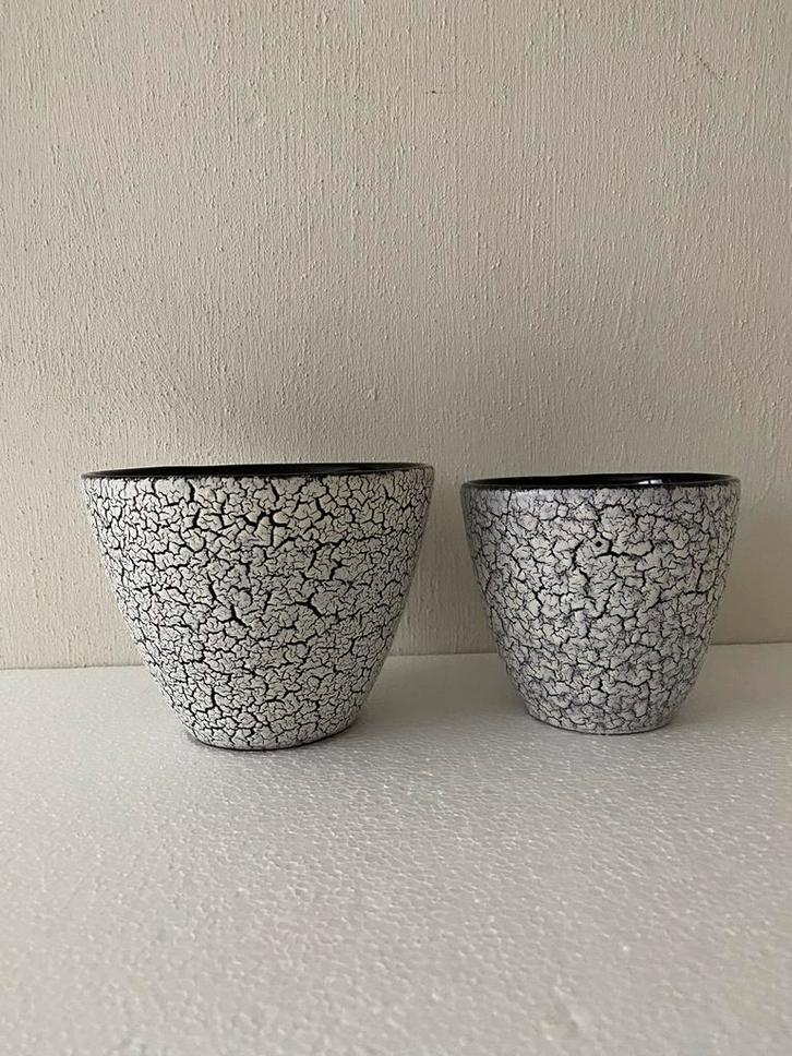 Keramiek Jasba bloempotten (2) jaren 60, Tuin en Terras, Bloempotten, Gebruikt, Aardewerk, Binnen, Minder dan 40 cm, Minder dan 25 cm