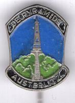 Pyramide Austerlitz zilverkleurig speldje ( U_133 ), Verzamelen, Speldjes, Pins en Buttons, Verzenden, Zo goed als nieuw, Stad of Land