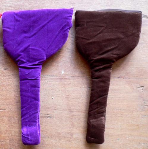 Fluwelen opberg tas voor Keris Patrem SG1 singep Kris Indie, Antiek en Kunst, Kunst | Niet-Westerse kunst, Ophalen of Verzenden