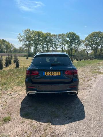 Mercedes-Benz GLC 300e 320pk 4MATIC 9G-TRONIC 2020 Grijs AMG beschikbaar voor biedingen