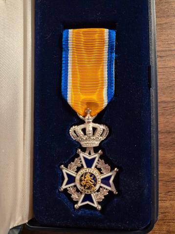 Orde Oranje-Nassau - set incl. oorkonde - onderscheiding beschikbaar voor biedingen