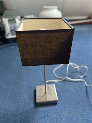 Tafellamp beschikbaar voor biedingen