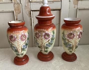 Brocante - vintage glazen vazen - kaststel / Beschilderd beschikbaar voor biedingen