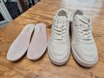 Hush puppies, leer,  40 gebroken wit, Kleding | Dames, Schoenen, Ophalen of Verzenden, Zo goed als nieuw, Wit, Sneakers of Gympen