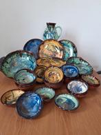 Frans handbeschilderd service, Huis en Inrichting, Keuken | Servies, Ophalen, Aardewerk, Overige stijlen, Bord(en)