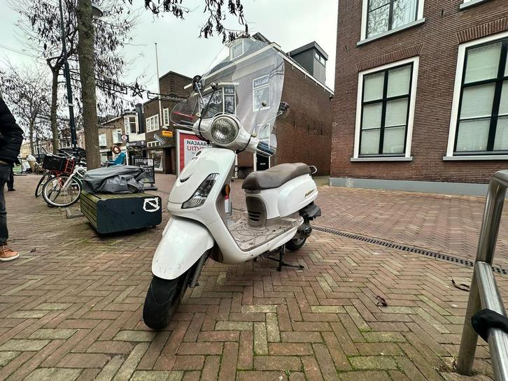 Sym Fiddle II 50S – Goed onderhouden, klaar voor gebruik, Fietsen en Brommers, Scooters | SYM, Zo goed als nieuw, Fiddle, Benzine