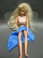 VINTAGE BARBIE met beweegbare armpjes en beentjes, Verzamelen, Ophalen of Verzenden, Gebruikt, Fashion Doll