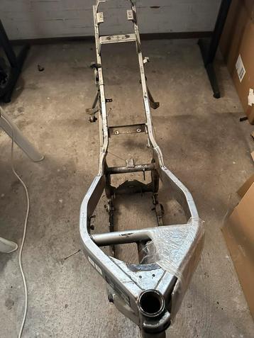 Suzuki GS 500 Tour frame beschikbaar voor biedingen