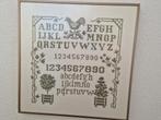 Borduurwerk alfabet merklap 45 x 45 cm, Ophalen of Verzenden, Zo goed als nieuw