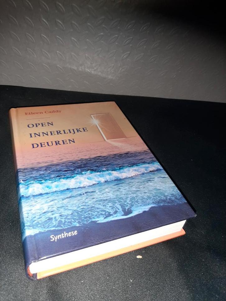 Open Innerlijke Deuren - Eileen Caddy, Boeken, Esoterie en Spiritualiteit, Zo goed als nieuw, Achtergrond en Informatie, Spiritualiteit algemeen