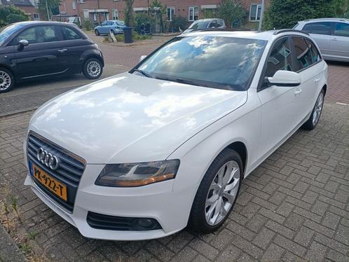 Audi A4 2.0 Tfsi 2011 | schuifdak | afneembare trekhaak, Auto's, Audi, A4, ABS, Airbags, Airconditioning, Bluetooth, Boordcomputer