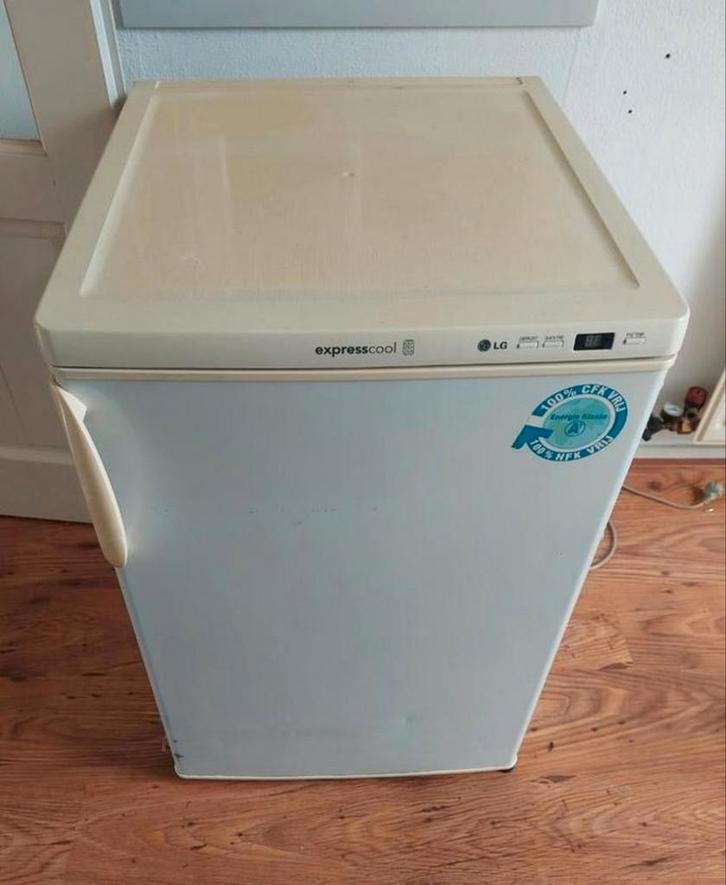 Expresscool Vrieskast, werkend te zien., Witgoed en Apparatuur, Vriezers en Diepvrieskisten, Gebruikt, Vrijstaand, Vrieskast, Minder dan 85 cm