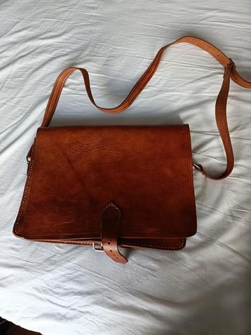 Leren tas zgan beschikbaar voor biedingen