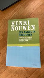 Henri Nouwen - Een parel in Gods ogen, Boeken, Godsdienst en Theologie, Henri Nouwen, Ophalen of Verzenden, Zo goed als nieuw