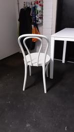 Te koop  2 kunststof bistro stoeltjes, wit, Tuin en Terras, Ophalen, Gebruikt, Kunststof