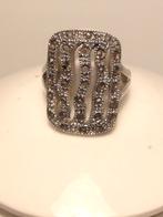 Zilveren ring met markasietjes, Verzenden, Nieuw, 17 tot 18, Met edelsteen