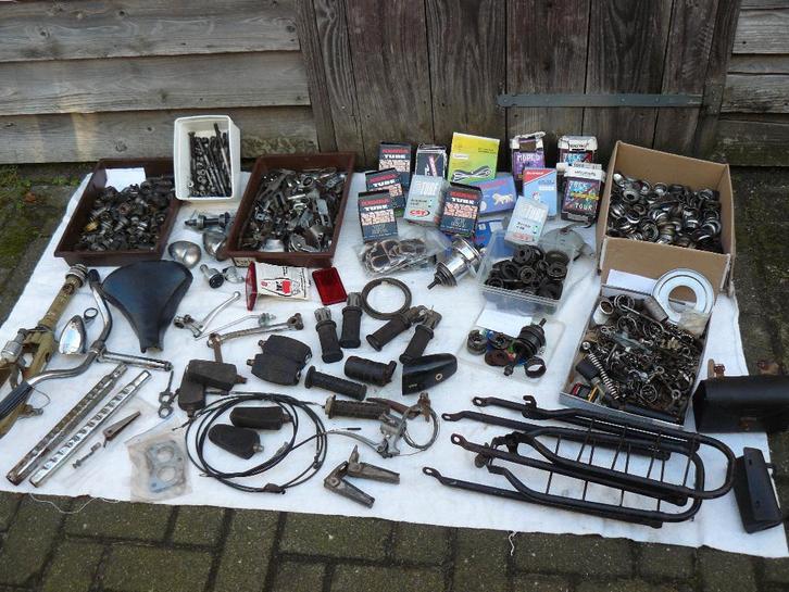 Partij (oldtimer) fietsonderdelen/hulmotorfietsonderdelen, Fietsen en Brommers, Fietsonderdelen, Gebruikt, Oldtimer, Ophalen