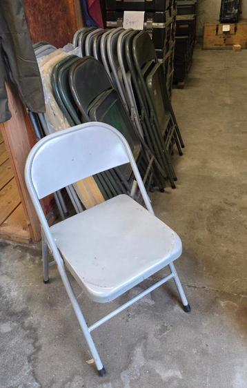 klapstoelen metaal grijs en legergroen, gebruikt, Vintage beschikbaar voor biedingen
