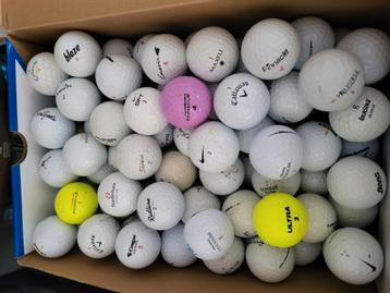 100 golfballen beschikbaar voor biedingen