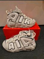 Nike air more up tempo Gs maat 35.5, Ophalen