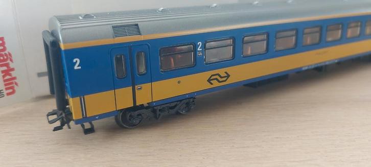Märklin NS 2 de klas intercity rijtuig artnr 42645 in ovp, Hobby en Vrije tijd, Modeltreinen | H0, Zo goed als nieuw, Wagon, Wisselstroom