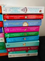 Joanne Fluke boeken 30 stuks, Ophalen of Verzenden, Gelezen, Joanne Fluke