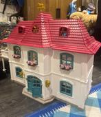 Schleich huis met toebehoren, Ophalen, Zo goed als nieuw, Poppenhuis