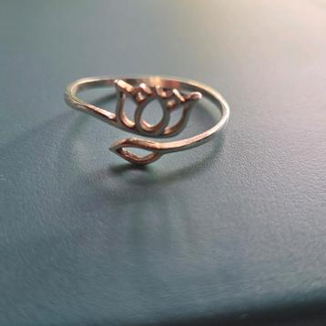 Ethnasia flower of lotus sterling zilveren ring verstelbaar  beschikbaar voor biedingen