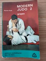 Modern Judo 2 - Grepen - Kazuzo Kudo, Ophalen of Verzenden, Gelezen, Kazuzo Kudo, Vechtsport