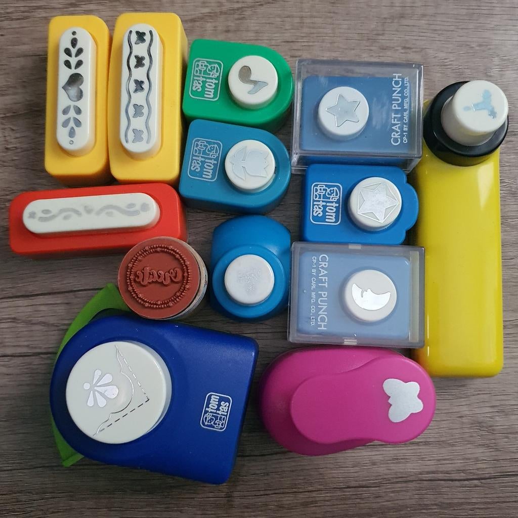 Diverse knutselgereedschap en stempels, Ophalen of Verzenden, Gebruikt, Gereedschap of Toebehoren